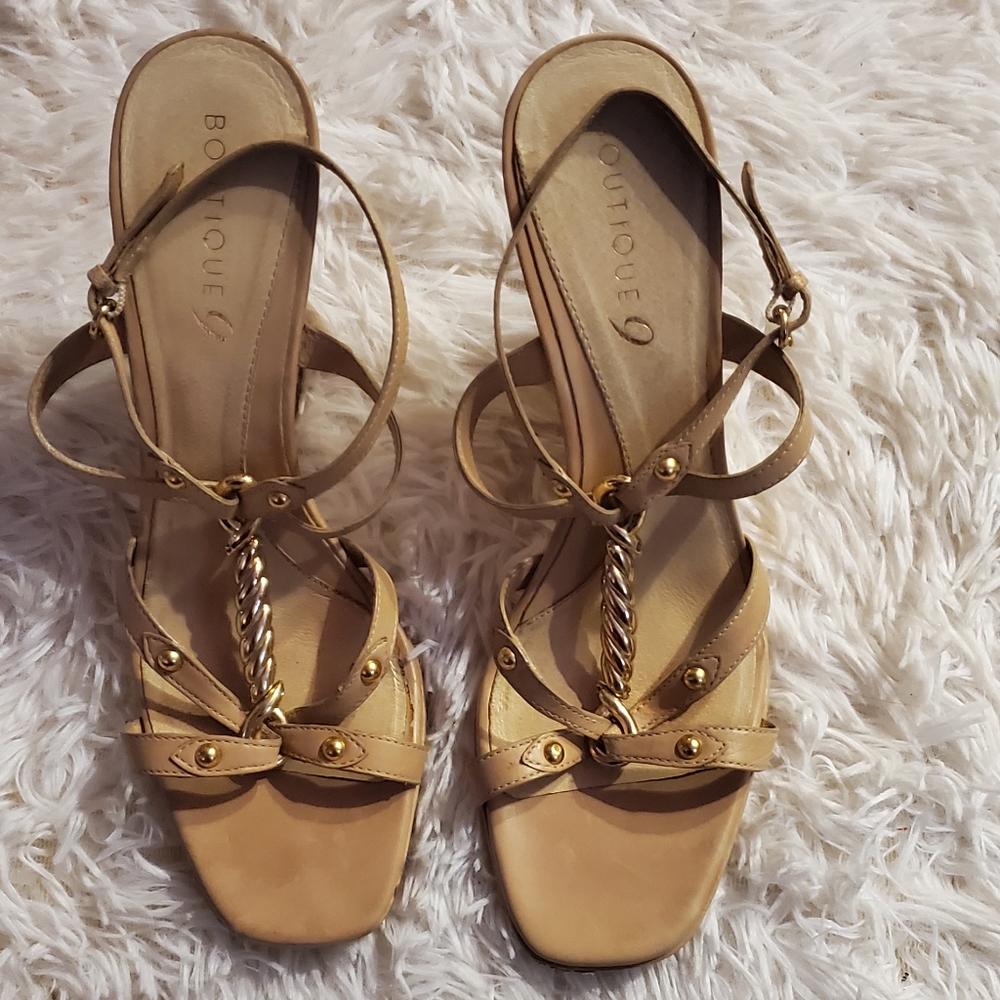 Beige wedge sandals 10m gently worn